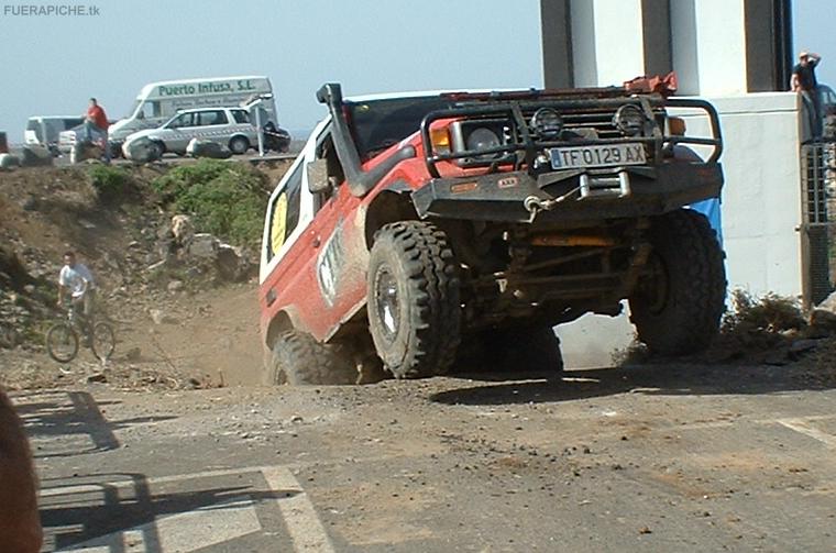 Toyota Land Cruiser trial 4x4